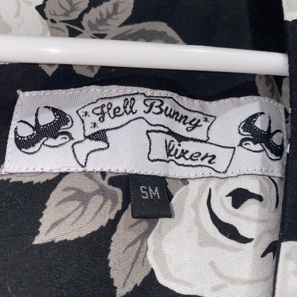 Hell Bunny Vixen Rose Natalie Dress Gothic Floral Dark Black Size Small Womens - Picture 4 of 5